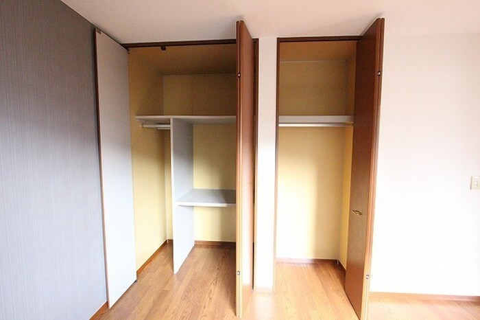 物件内観写真12　(収納)
