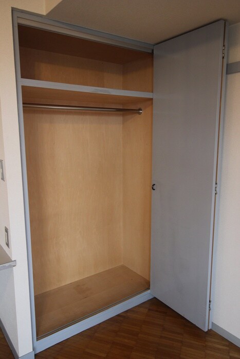 物件内観写真10　(収納)