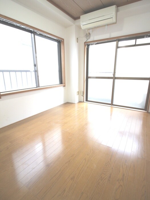 物件内観写真11　(居室)