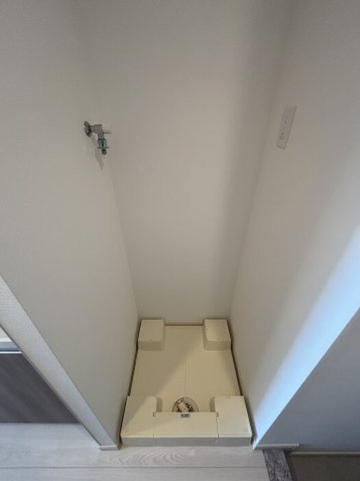 物件内観写真11　(洗濯機置場)