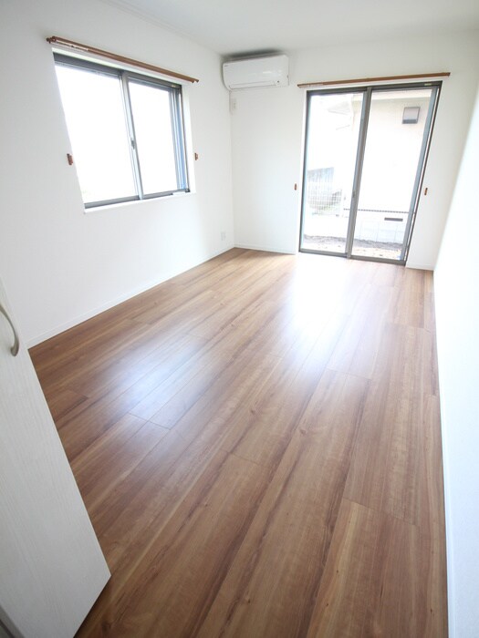 物件内観写真13　(内観写真)