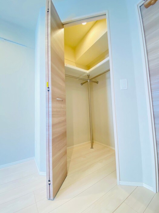 物件内観写真10　(収納)