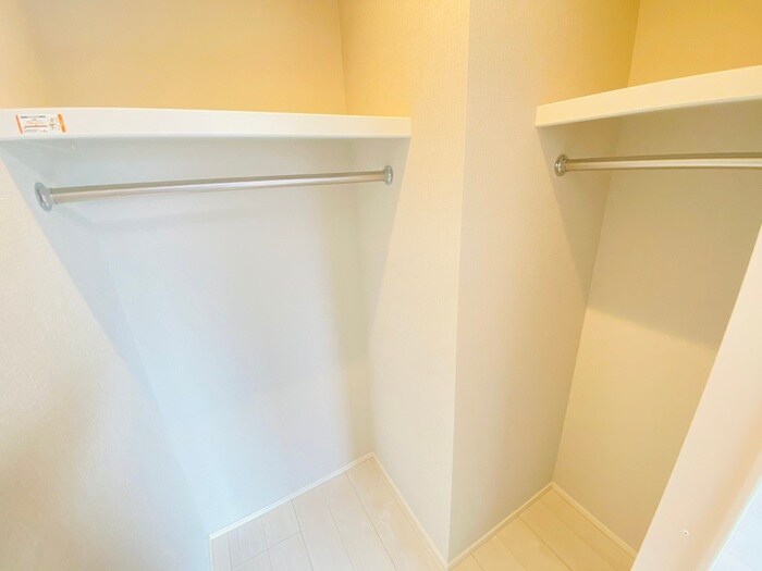 物件内観写真13　(収納)