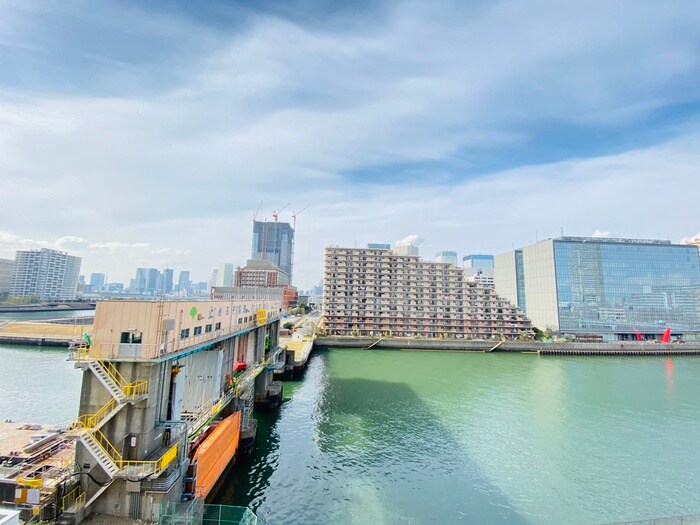 物件内観写真16　(室内からの展望)