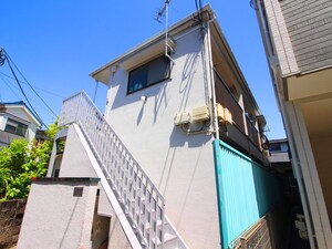 ウエストハイツ外観写真