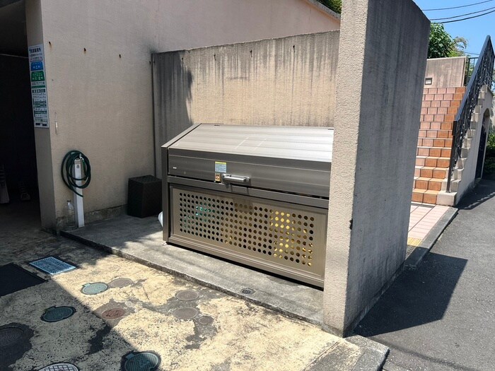 物件外観写真2　(建物設備)