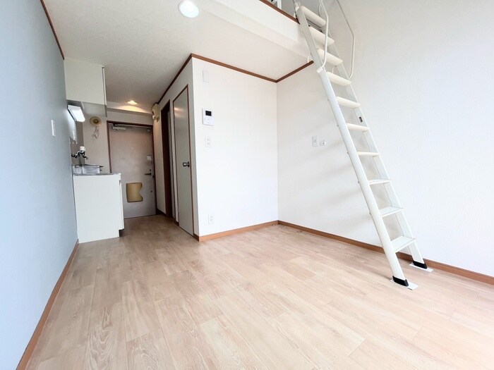 物件内観写真9　(居室)