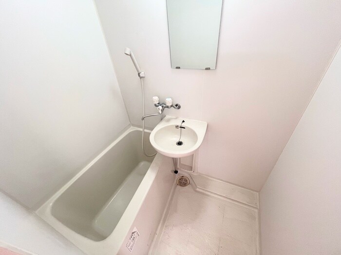 物件内観写真14　(バス／シャワールーム等)