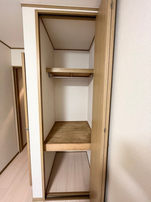 物件内観写真12　(収納)