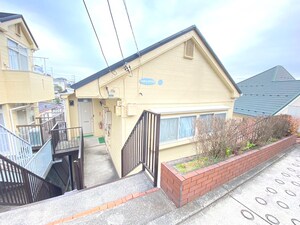 シャルルカツマタＢ棟外観写真