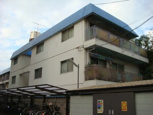 サシダメゾン大森外観写真