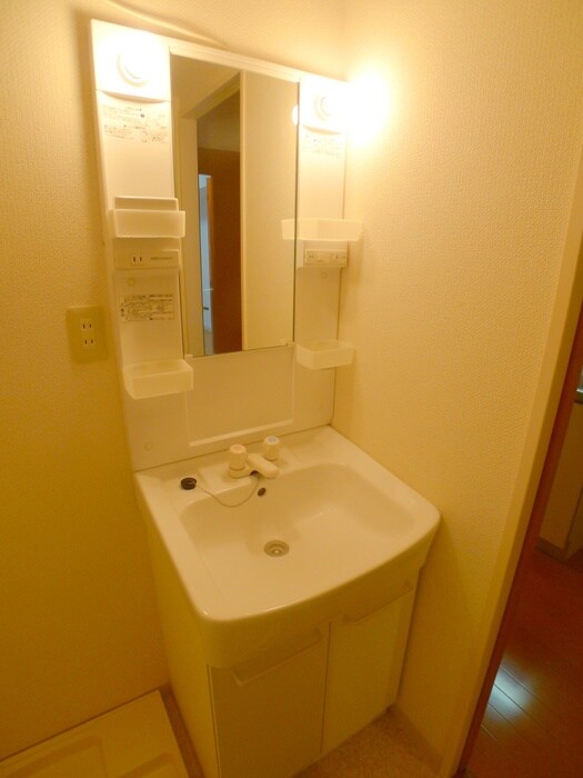 物件内観写真15　(洗面)