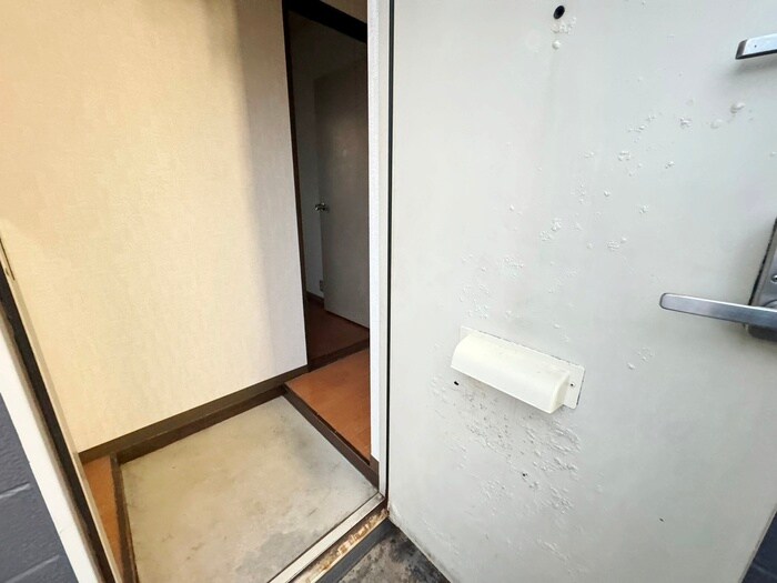 物件内観写真21　(玄関)