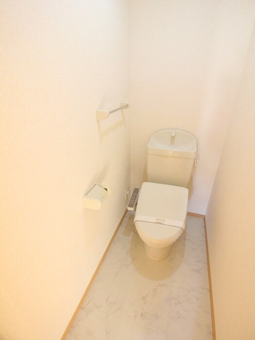 物件内観写真10　(トイレ)