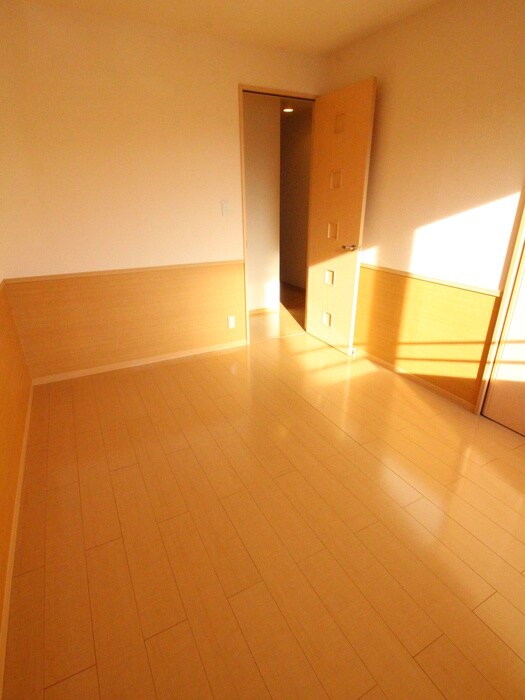 物件内観写真19　(居室)