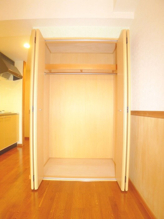 物件内観写真13　(収納)