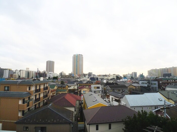 物件内観写真20　(室内からの展望)