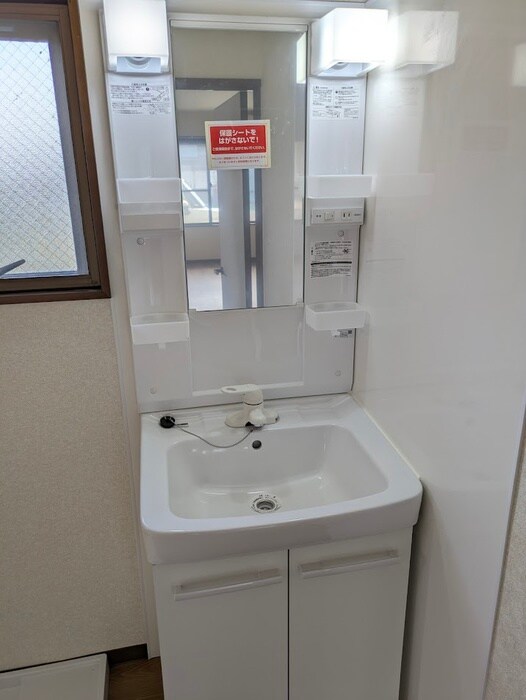 物件内観写真11　(洗面)