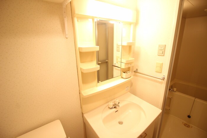 物件内観写真11　(洗面)