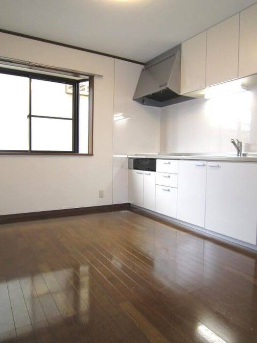 物件内観写真5　(居室)