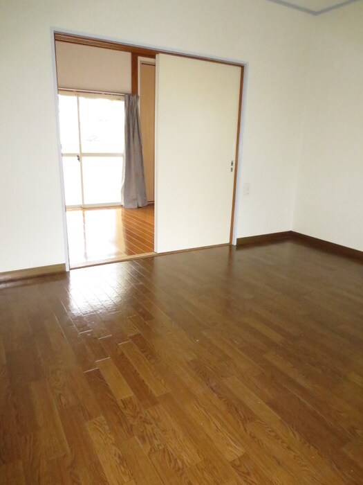 物件内観写真14　(居室)