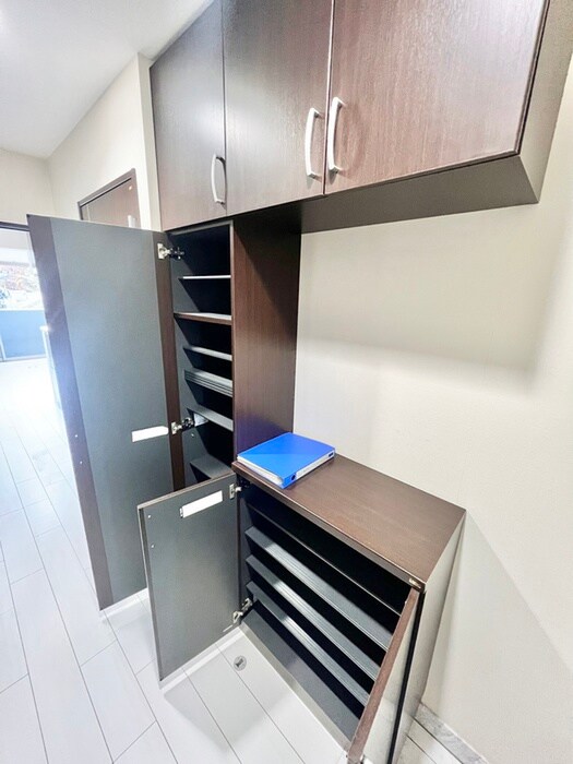 物件内観写真20　(靴箱)