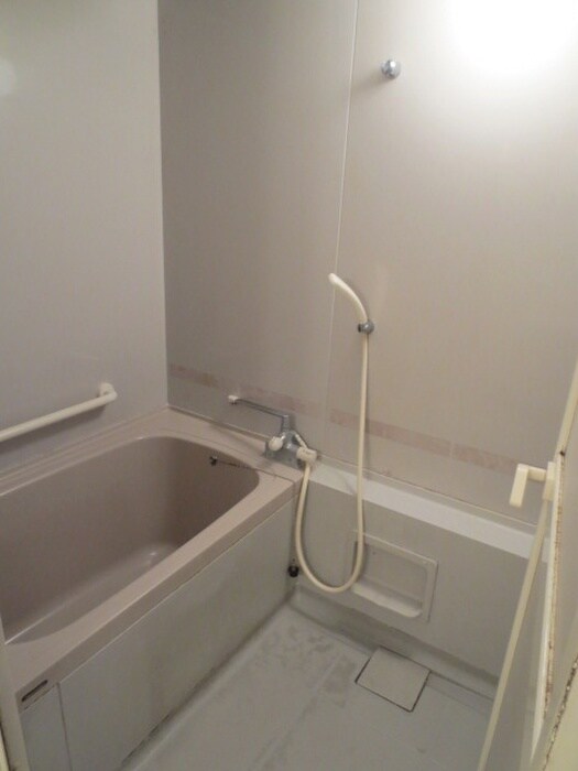 物件内観写真11　(バス／シャワールーム等)