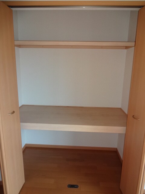物件内観写真9　(収納)
