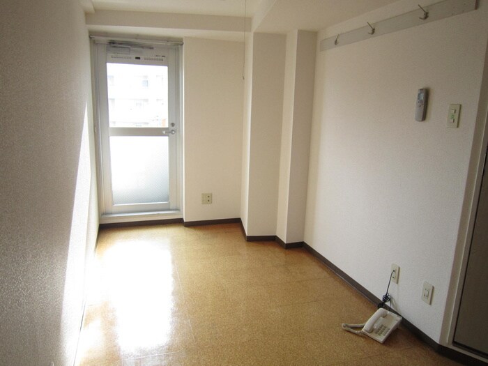 物件内観写真15　(居室)