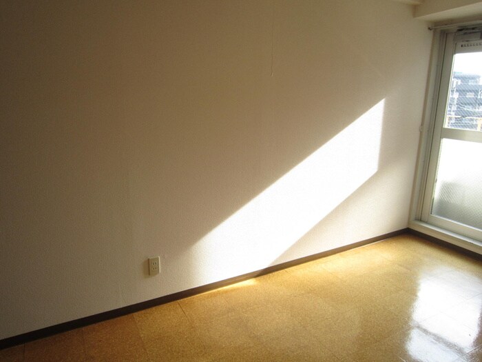 物件内観写真16　(居室)