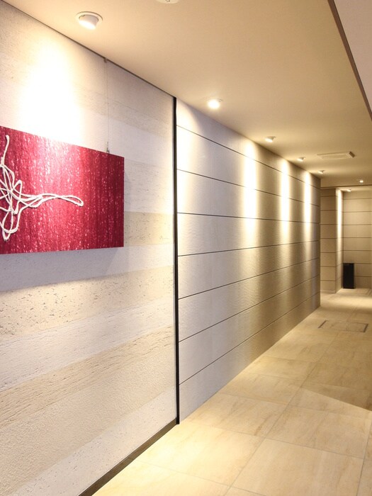 S-RESIDENCE 月島のエントランス部分