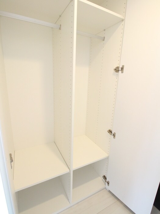 物件内観写真10　(収納)