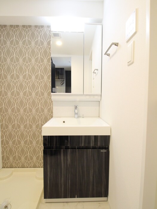 物件内観写真12　(洗面)