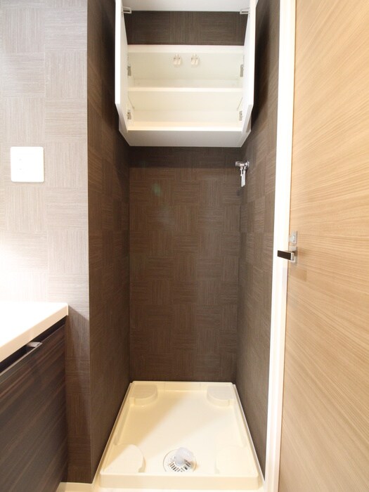 物件内観写真18　(洗濯機置場)