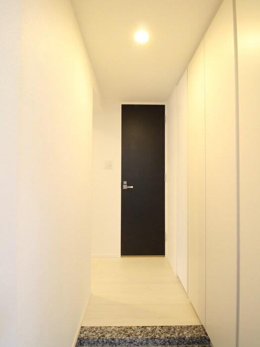 物件内観写真19　(玄関)