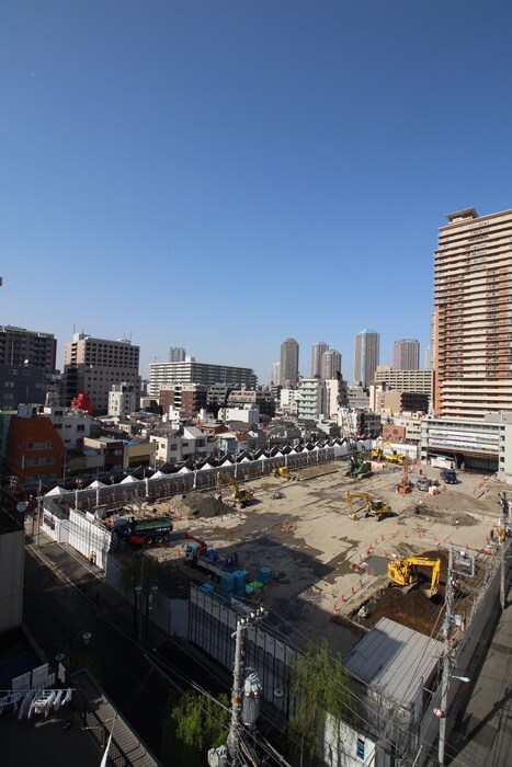 物件内観写真22　(室内からの展望)