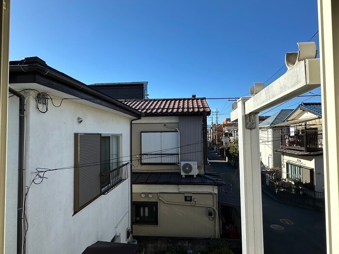 物件内観写真16　(室内からの展望)