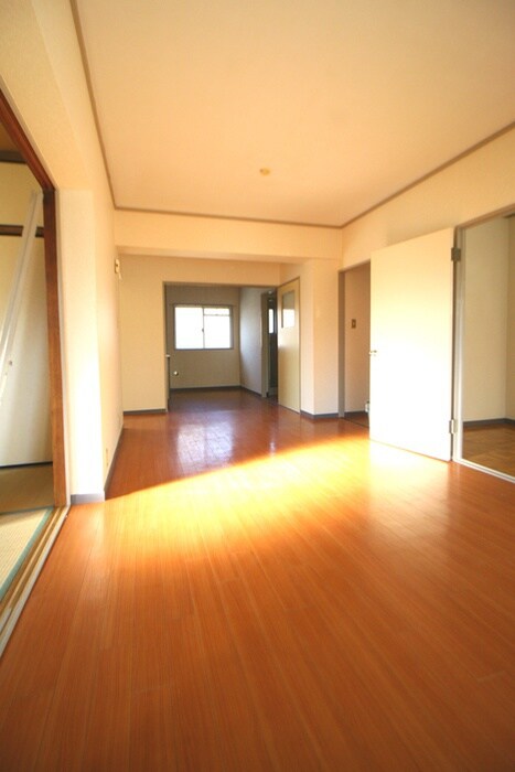 西形マンション第二の居室