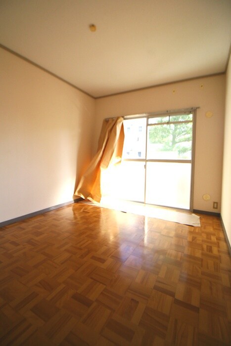 西形マンション第二の居室