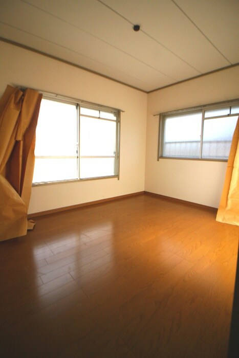 西形マンション第二の内観写真