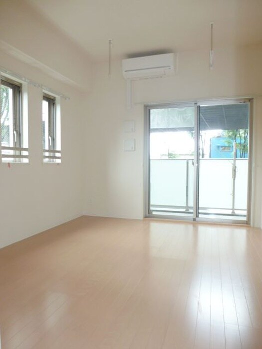 物件内観写真5　(居室)