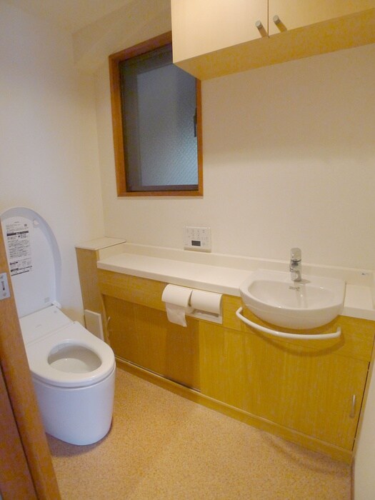 物件内観写真16　(廊下)