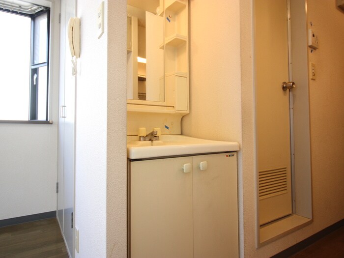 物件内観写真11　(洗面)