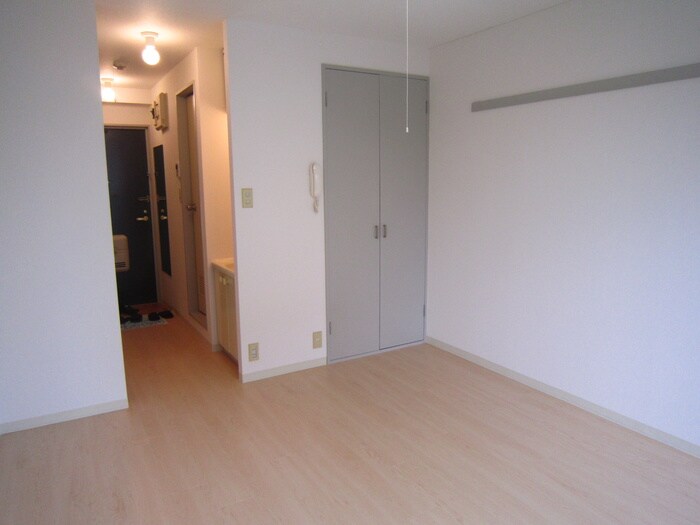 物件内観写真17　(居室)