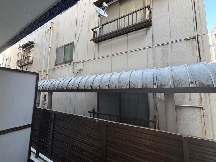 物件内観写真13　(玄関)