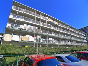 ﾊﾟｲﾛｯﾄﾊｳｽ検見川6号棟(101)外観写真