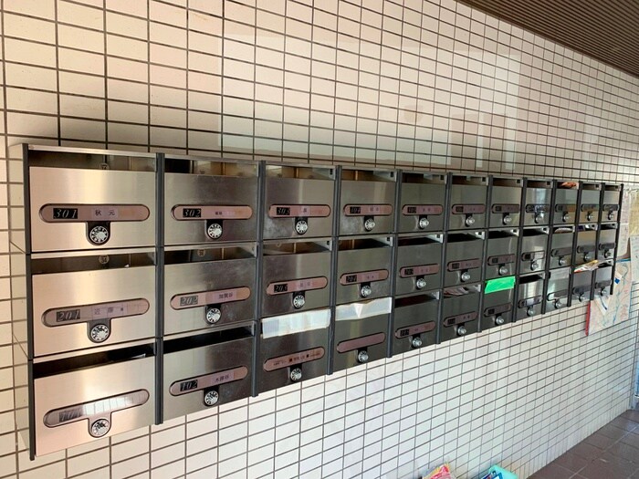 物件外観写真4　(建物設備)