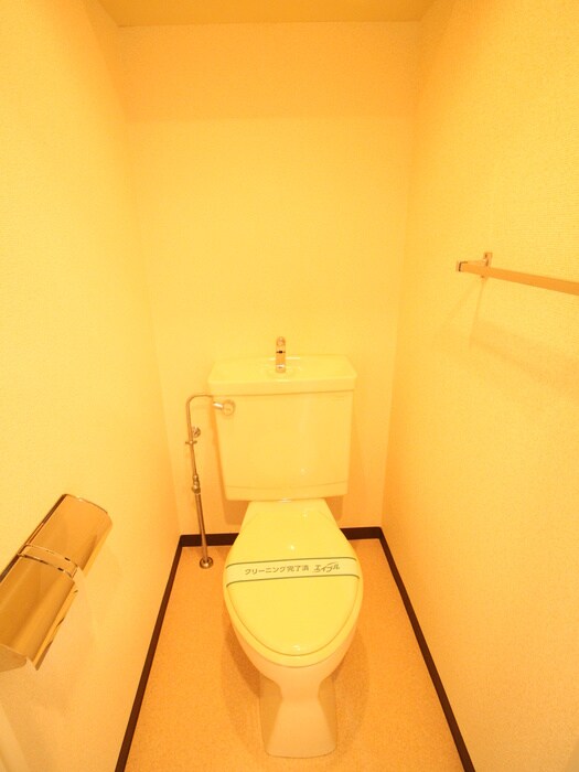 物件内観写真11　(トイレ)