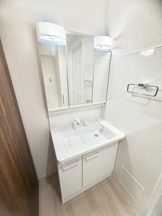 物件内観写真10　(洗面)