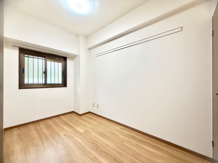 物件内観写真18　(居室)